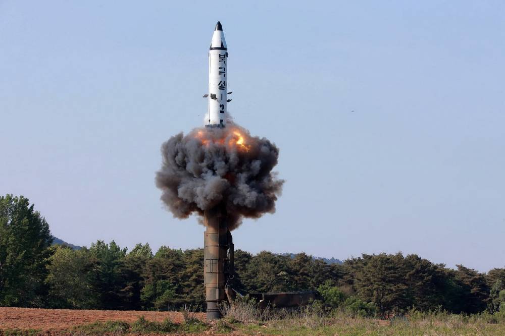 Míssil lançado pela Coreia do Norte era de médio alcance, diz EUA