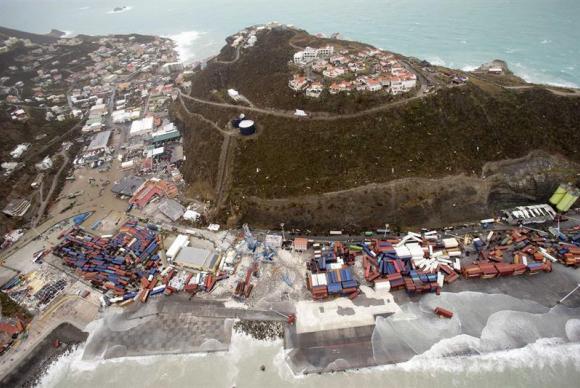 Furacão Irma: FAB resgata 14 pessoas na Ilha de San Martín