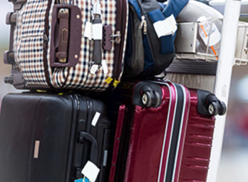 MALAS11 348x255 - Regras de bagagem: conheça seus direitos na hora de despachar a mala