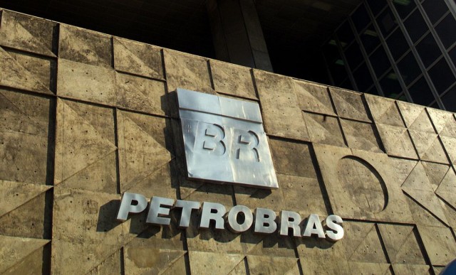 Petrobras anuncia venda de 90% da participação em transportadora de gás