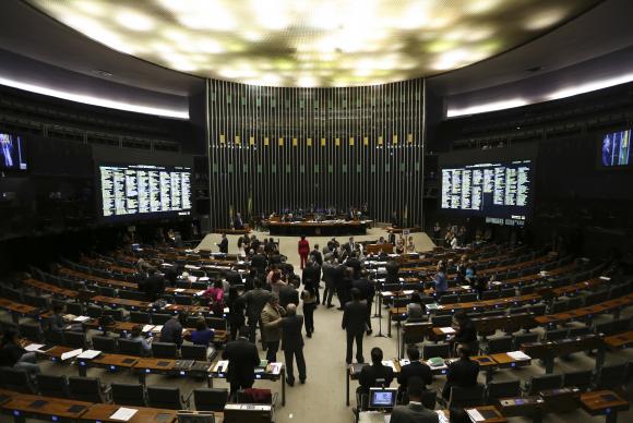 Congresso deve votar hoje vetos presidenciais