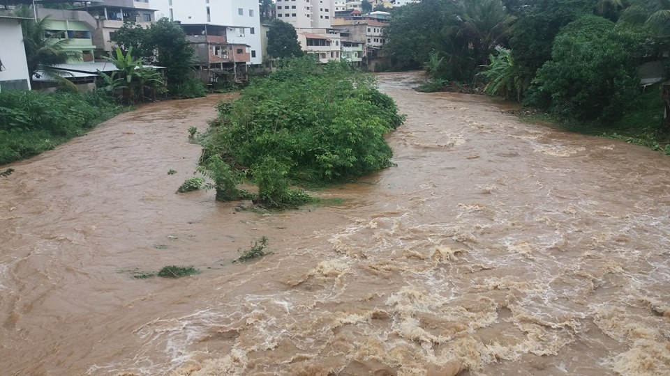 Chuvas fortes e risco de cheia do rio deixa população de Iconha em alerta