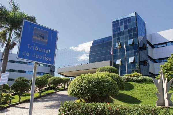 Ministra Cármen Lúcia manda detalhar salários de juízes capixabas