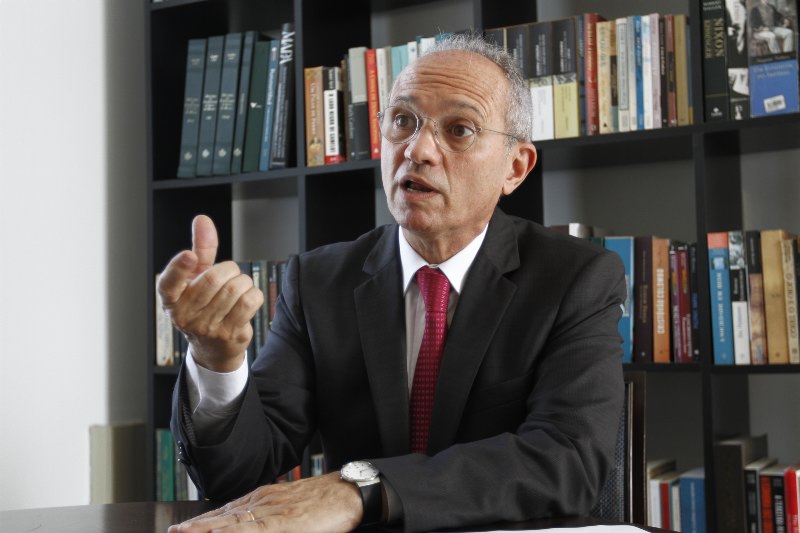 Governador do ES veta projeto que proibia nus artísticos em espaços públicos