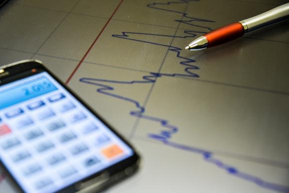 Economia brasileira registra retração de 0,99% no segundo trimestre, aponta BC