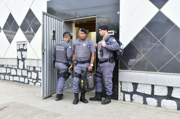 Detento com ‘saidinha de Natal’ morre após balear PM dentro de boate