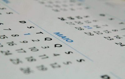 agenda 400x255 - 2018 terá 11 feriados prolongados para os capixabas. Programe-se!