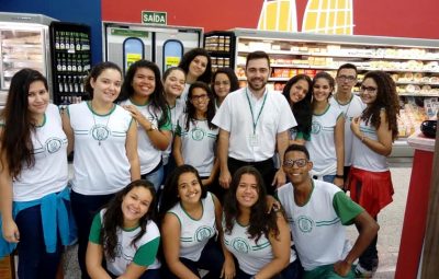 Estudantes de Cachoeiro de Itapemirim realizam visita técnica ao Supermercado Perim Center Estudantes de Cachoeiro de Itapemirim realizam visita técnica ao Supermercado Perim Center 400x255 - Estudantes de Cachoeiro de Itapemirim realizam visita técnica ao Supermercado Perim Center