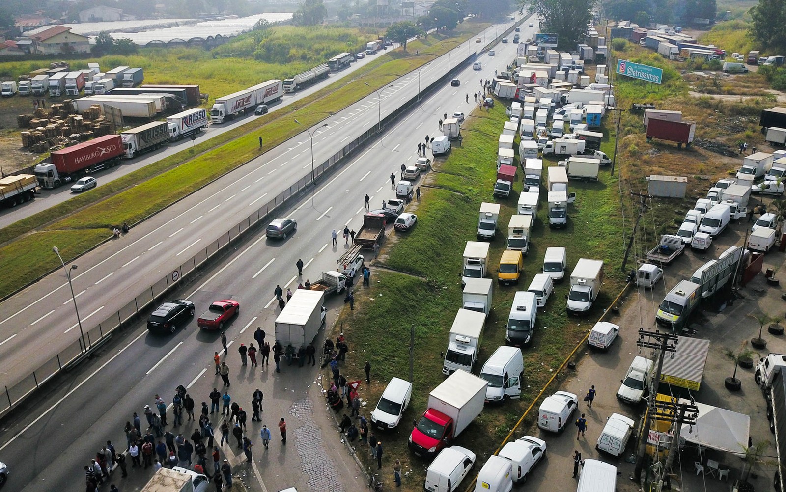Policiais rodoviários federais dizem que não desbloquearam rodovias por não ter havido bloqueio ‘total’, mesmo após liminares