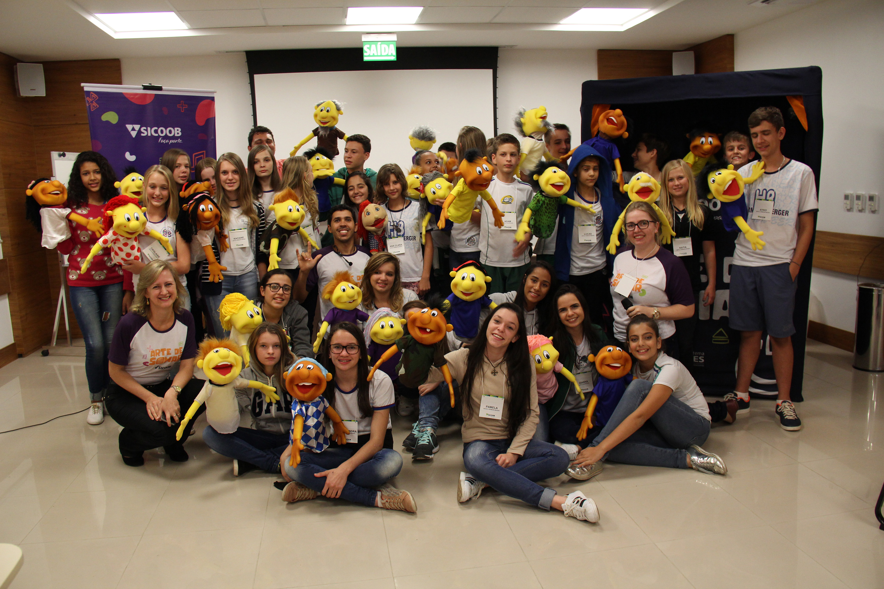 Estudantes aprendem a organizar as finanças em projeto do Sicoob ES