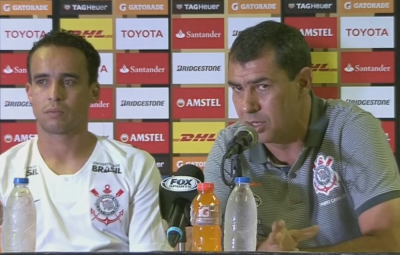 fabio 400x255 - Carille admite chance de sair do Corinthians: "Por dois caminhões de dinheiro, eu posso pensar"