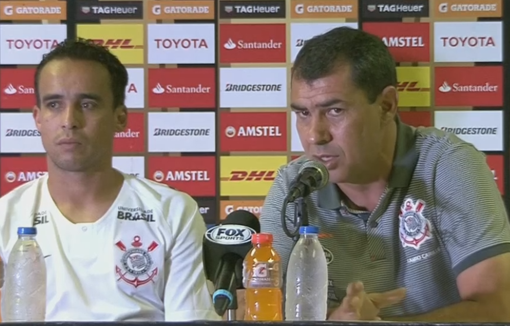 Carille admite chance de sair do Corinthians: “Por dois caminhões de dinheiro, eu posso pensar”