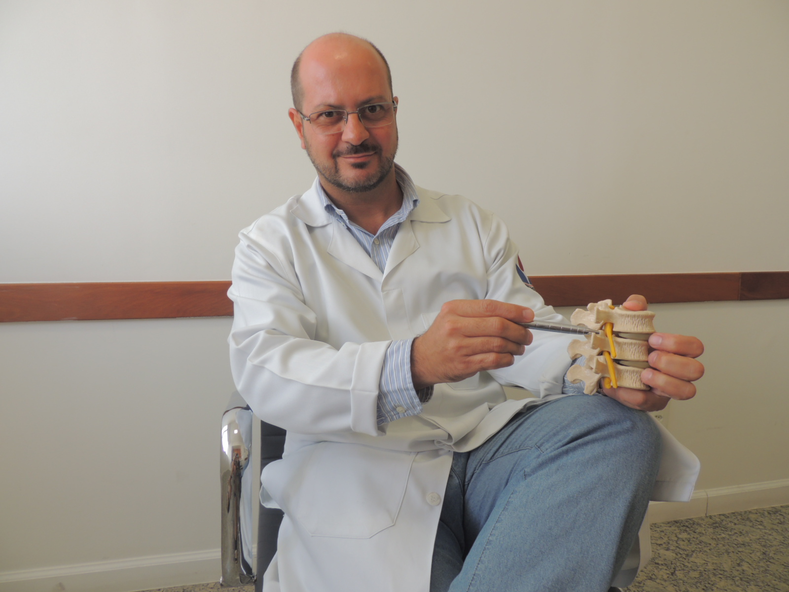 Emoções podem afetar a saúde da coluna