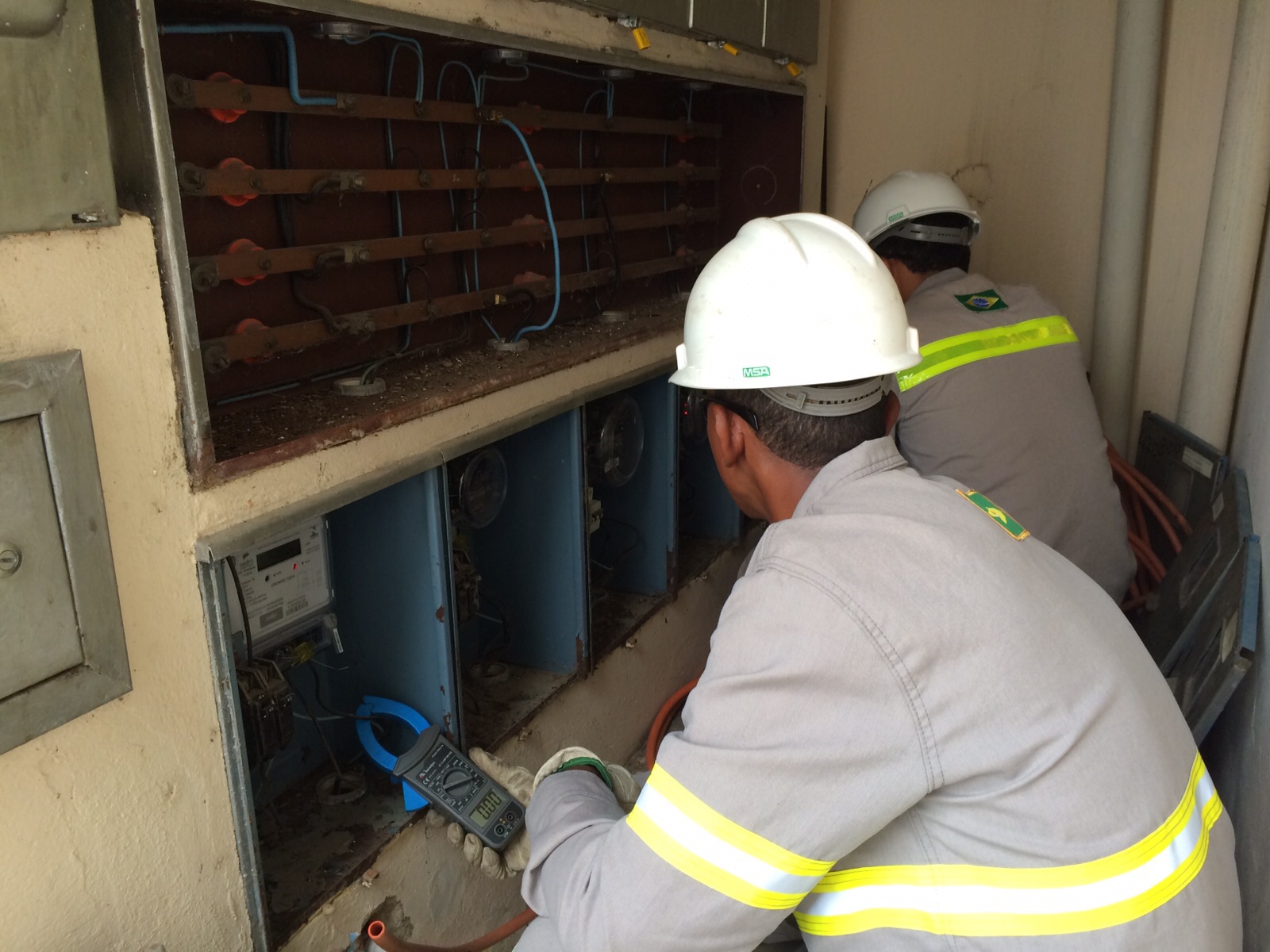 Polícia Civil e EDP descobrem furto de energia elétrica em distribuidora de bebidas em Aracruz