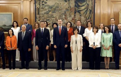 Novo premiê da Espanha nomeia gabinete com maioria de mulheres 400x255 - Novo premiê da Espanha nomeia gabinete com maioria de mulheres