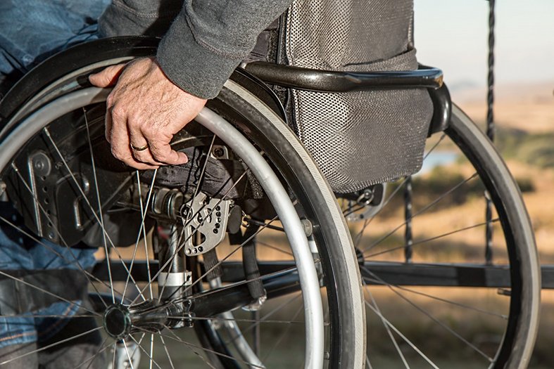 Decreto proíbe cobrança por cadeira de roda em viagem rodoviária