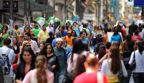 população - Mais da metade da população brasileira vive em 5% das cidades