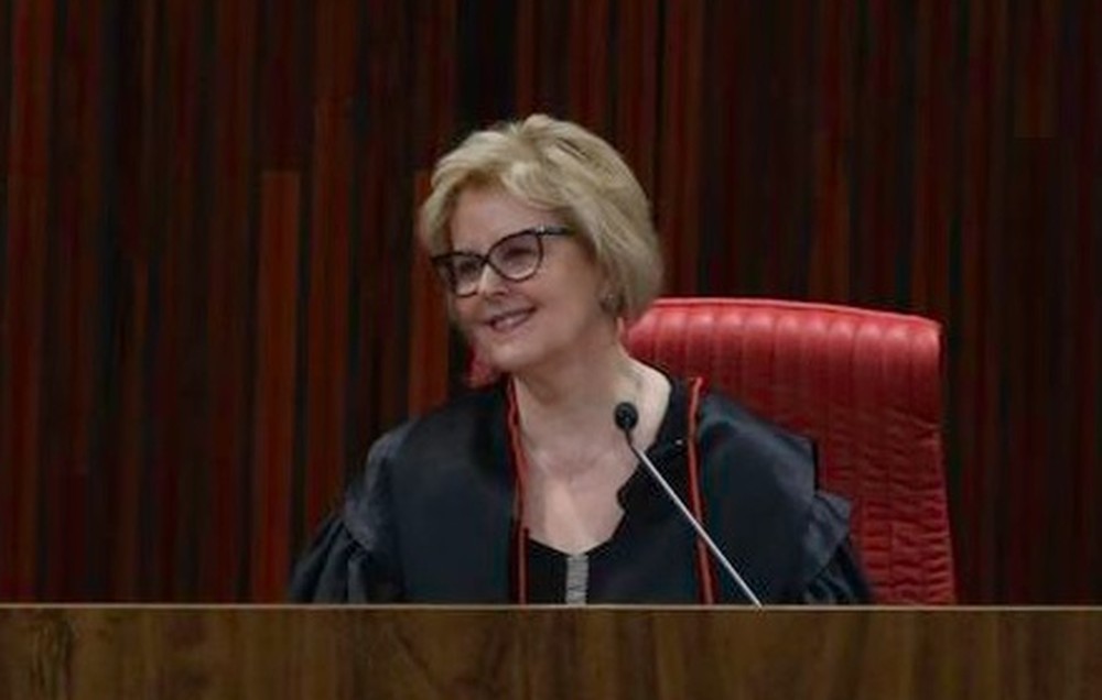 Se não houver questionamento, TSE pode decidir ‘de ofício’ sobre candidaturas, diz ministra Rosa Weber