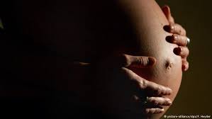gravida - Lei fixa data da Semana de Prevenção da Gravidez na Adolescência