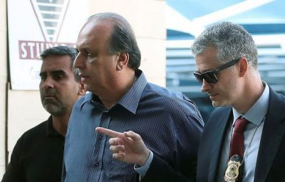 Após prisão Pezão é levado para prédio da PF no centro do Rio 400x255 - Após prisão, Pezão é levado para prédio da PF no centro do Rio