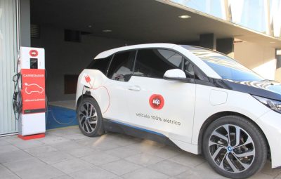 Foto posto de carregamento 400x255 - EDP e Findes firmam parceria para instalação da maior rede de recarga de veículos elétricos do Estado