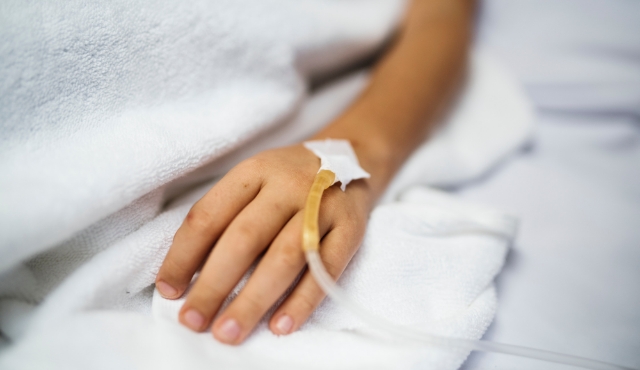 Morte de crianças por câncer caiu 13% em 10 anos, diz Saúde