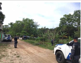POLICIAIS MILITARES E POLICIAIS CIVIS PRENDEM QUADRILHA ENVOLVIDA COM TRAFICO DE DROGAS NA CIDADE DE ANCHIETA
