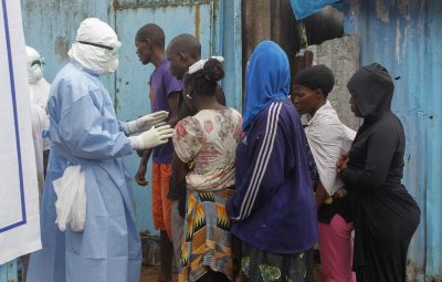 Ebola 400x255 - Ebola: Congo tem 380 casos confirmados e 248 mortes