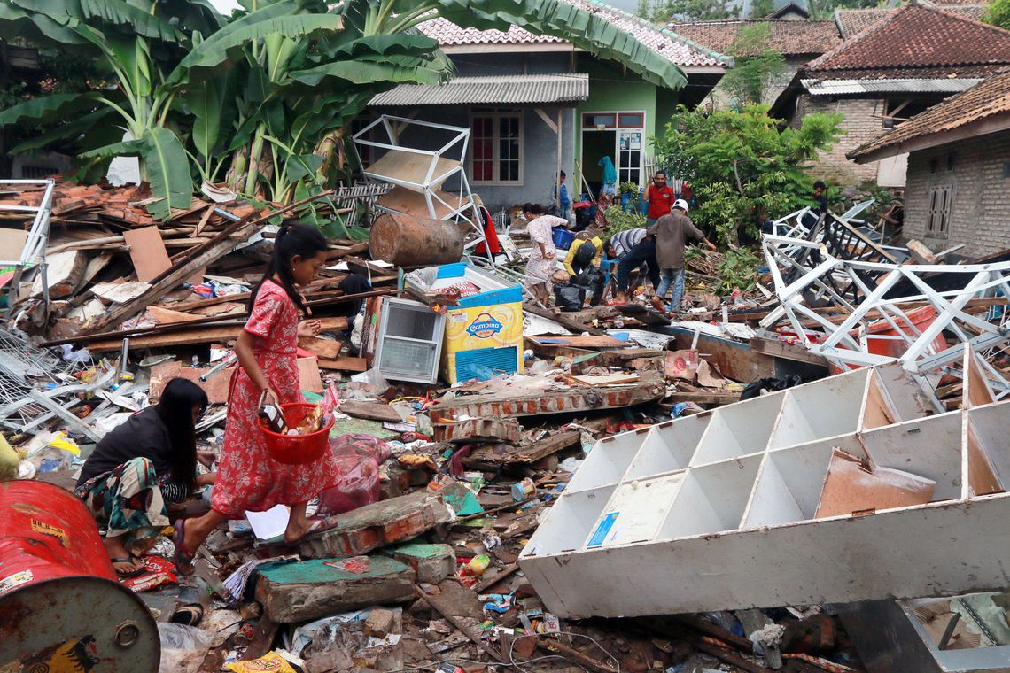 Passa de 400 número de mortos em tsunami na Indonésia
