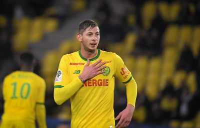 Emiliano Sala 400x255 - Dois assentos, que acreditam ser do avião de Emiliano Sala, foram encontrados ao norte da França