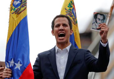 Juan Guaidó - Juan Guaidó pede ajuda ao Brasil, diz Mourão