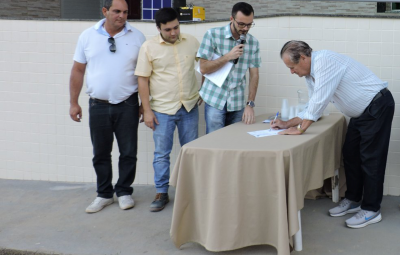 Prefeito dará Ordem de Serviço para calçamento nesta sexta feira 400x255 - Prefeito dará Ordem de Serviço para calçamento, nesta sexta-feira