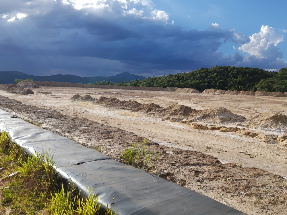 Barragens mais perigosas do país estão abandonadas e oferecem risco a rio que abastece a Grande BH