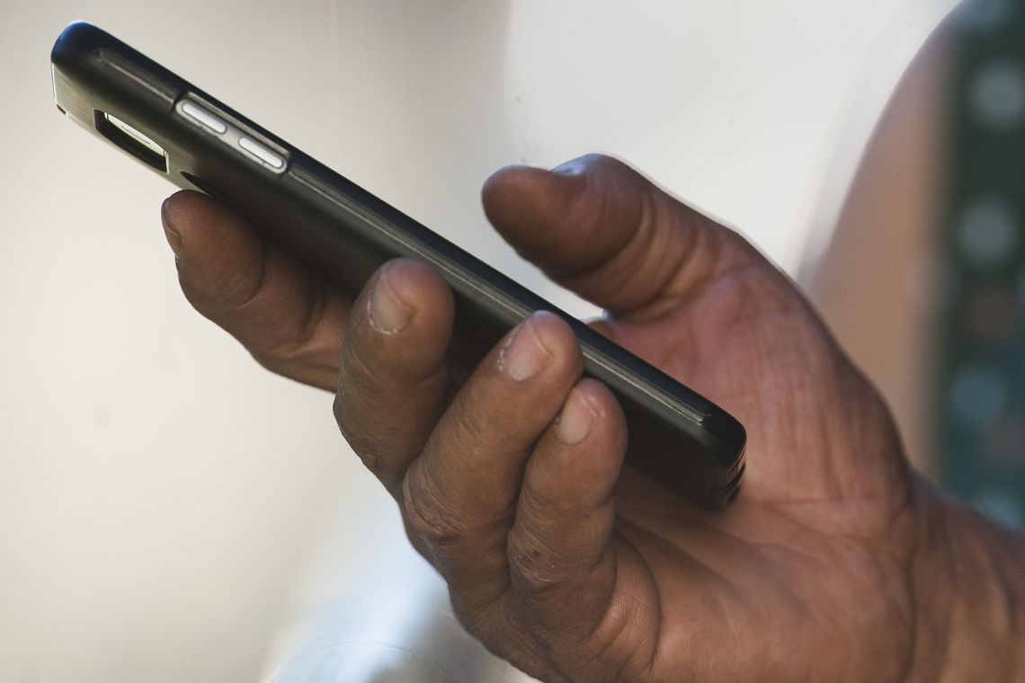 Começa recadastramento para clientes de celular pré-pago em 17 estados