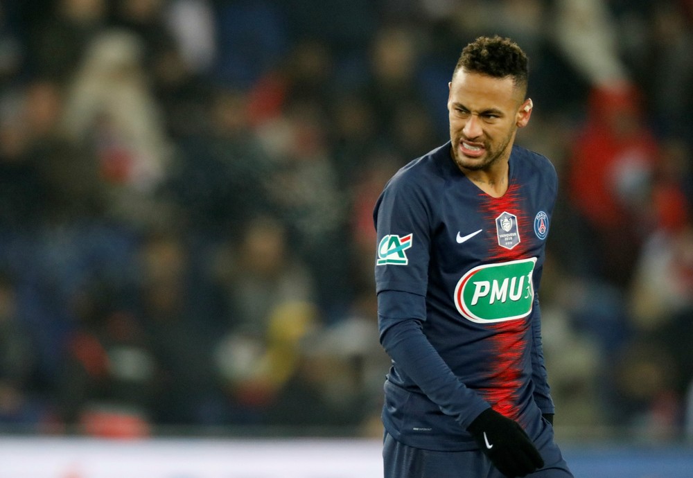 PSG estuda alternativas para tratar nova lesão de Neymar