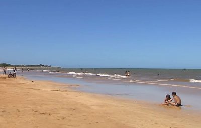 praias 400x255 - Cerca de 40 crianças se perdem todos os dias em praia do ES. Veja como evitar