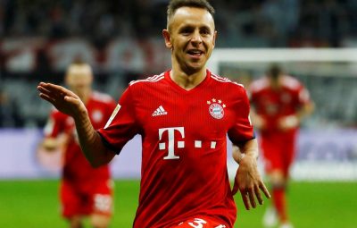 rafinha 400x255 - Flamengo aponta limite, Rafinha reduz pedida e fica mais perto de acerto para segundo semestre