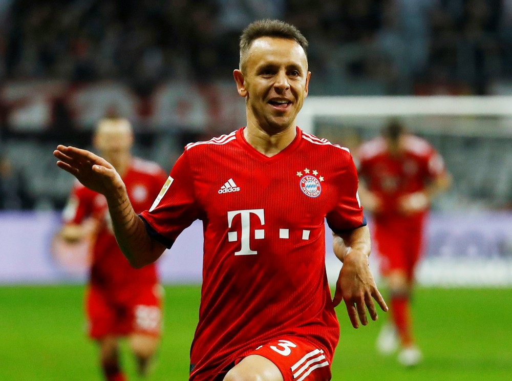 Flamengo aponta limite, Rafinha reduz pedida e fica mais perto de acerto para segundo semestre