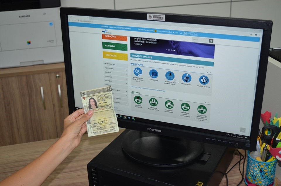 Condutores do ES já podem solicitar mudança de endereço da CNH pela Internet