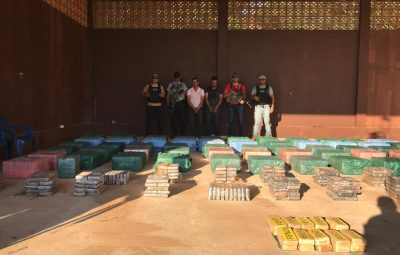 Polícia paraguaia apreende 22 toneladas de cocaína na região de fronteira com o Brasil 400x255 - Polícia paraguaia apreende 2,2 toneladas de cocaína na região de fronteira com o Brasil