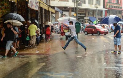 chuva em Sao Paulo 400x255 - Cidades paulistas contabilizam prejuízos após fortes chuvas
