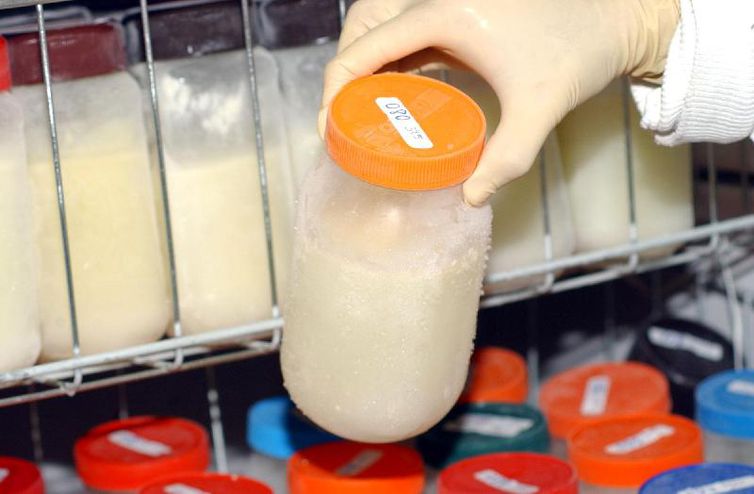 Banco de leite humano do Rio faz campanha para atrair novas doadoras