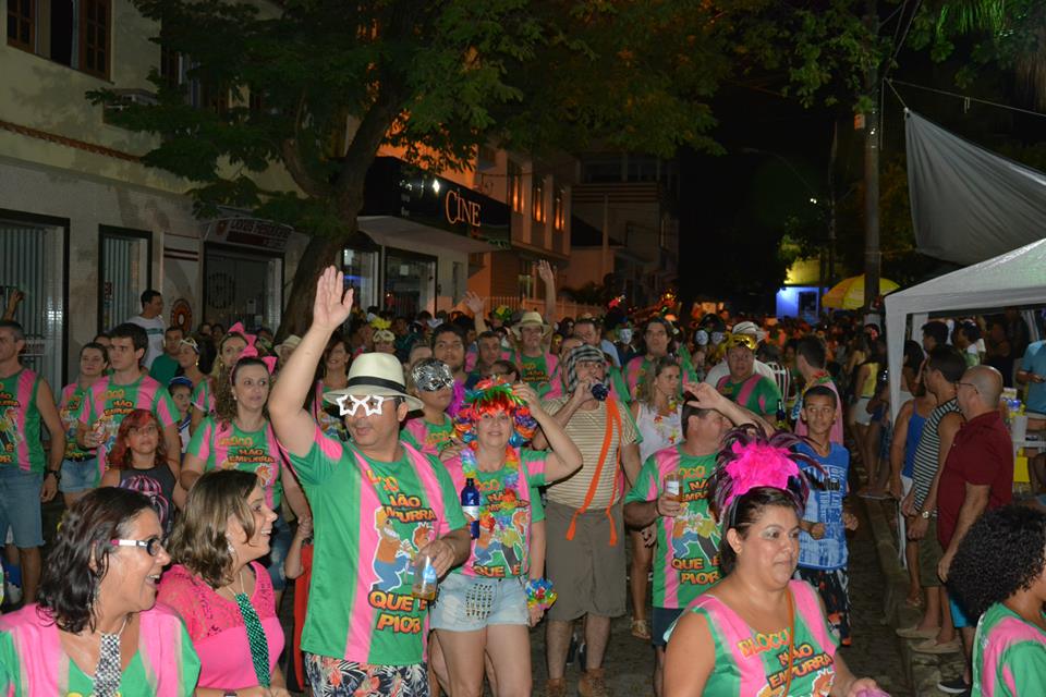 Contorno de Iconha é tema de enredo de bloco de carnaval