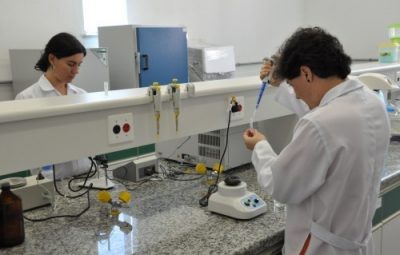 pesquisa 400x255 - Fapes oferta 130 bolsas para cursos de mestrado e doutorado