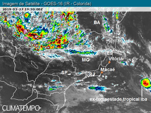 Iba não é mais tempestade tropical e enfraquece no oceano