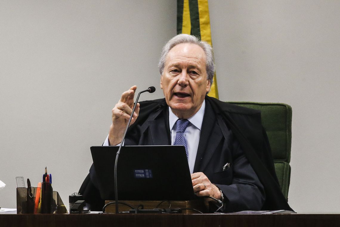 Lewandowski: Justiça Eleitoral pode julgar caixa 2 com crime comum