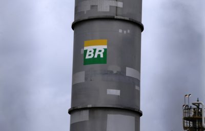 Petrobras 400x255 - Petrobras aumenta pelo 2° dia seguido o preço da gasolina