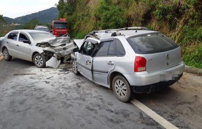 acidente 400x255 - Acidente deixa um morto e dois feridos na BR-262 em Viana, ES