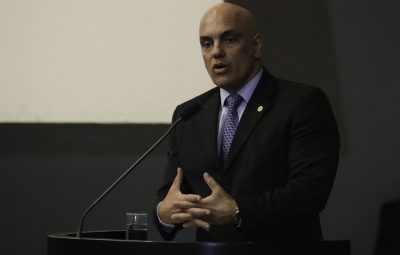 ministro Alexandre de Moraes 400x255 - Atuação de juiz federal em varas eleitorais depende de PEC, diz Moraes