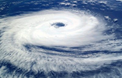 tufao 5765525 400x255 - Segundo furacão da história do Brasil pode se formar nos próximos dias na costa do Espírito Santo e Bahia ?